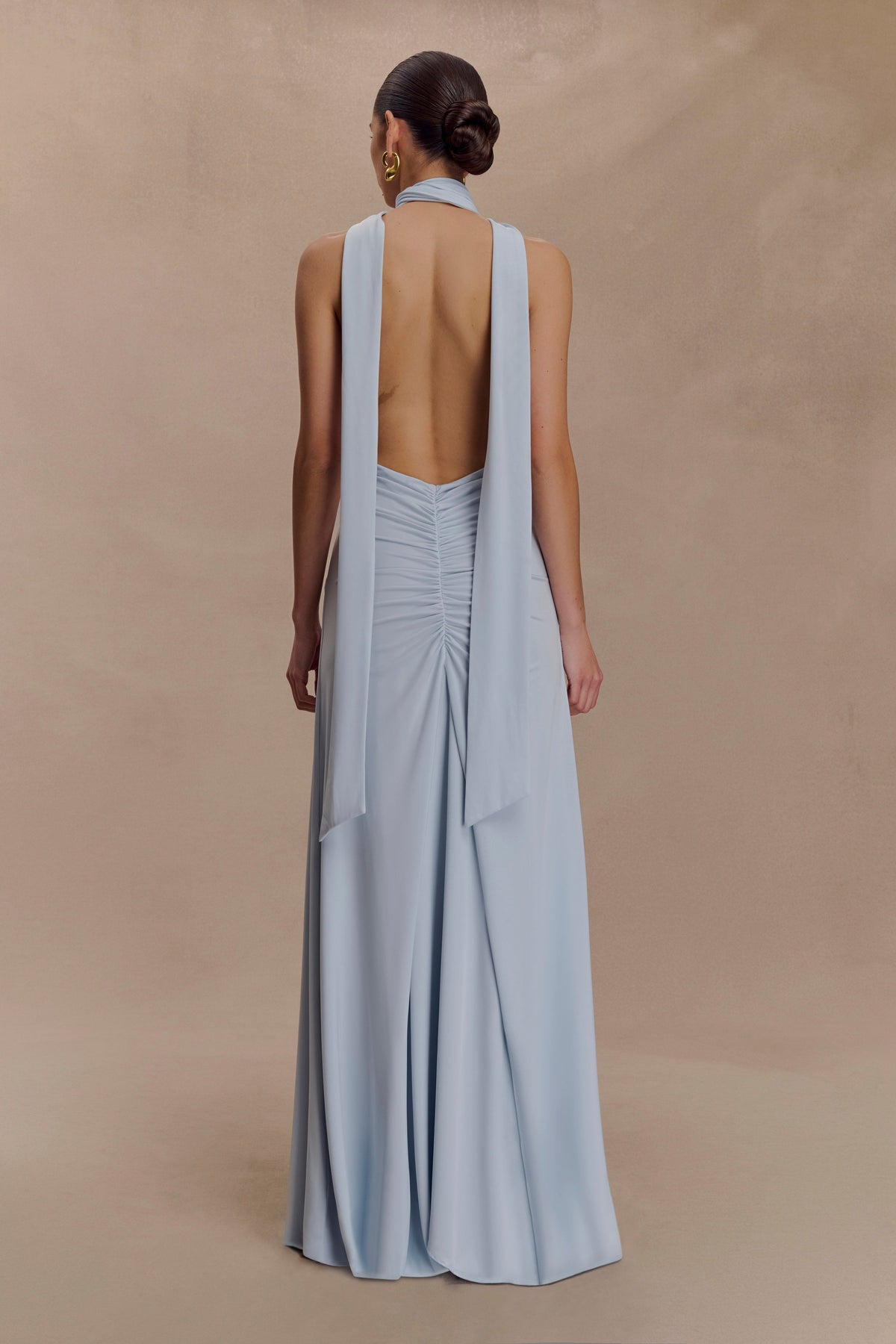 Celestia - Robe Dos Nu Foulard