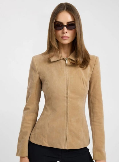 Veste Solenne