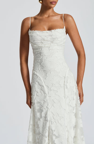 Robe Francesca – Aurayne Grâce Ivoire